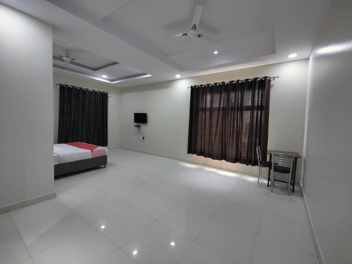 Hotel Kailash Mansarovar And Banquet Hall Bareli Exterior foto
