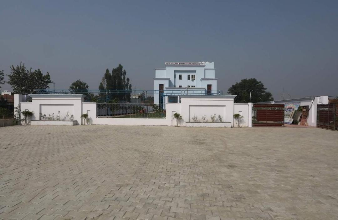Hotel Kailash Mansarovar And Banquet Hall Bareli Exterior foto