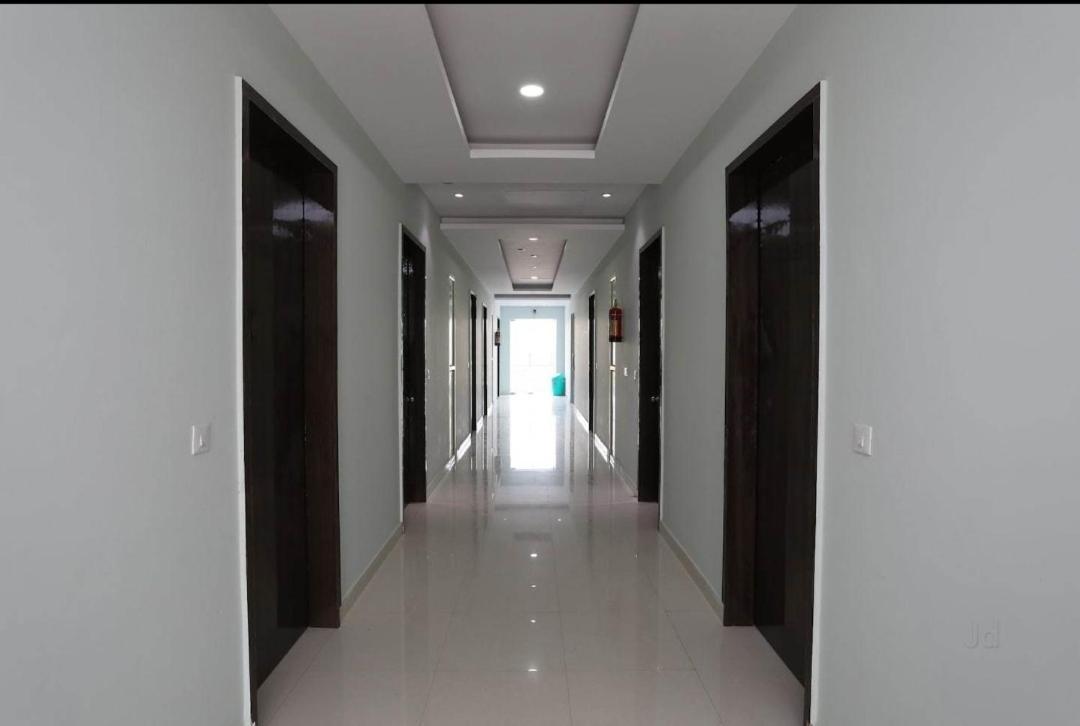 Hotel Kailash Mansarovar And Banquet Hall Bareli Exterior foto